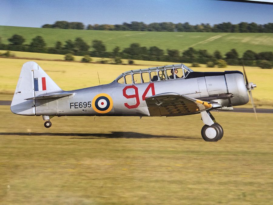 Lâcher sur T-6, Duxford (Royaume-Uni)